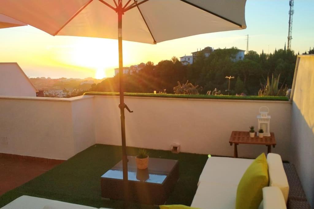 Chill Out Place For 4 In Benalmadena Pueblo Bagian luar foto