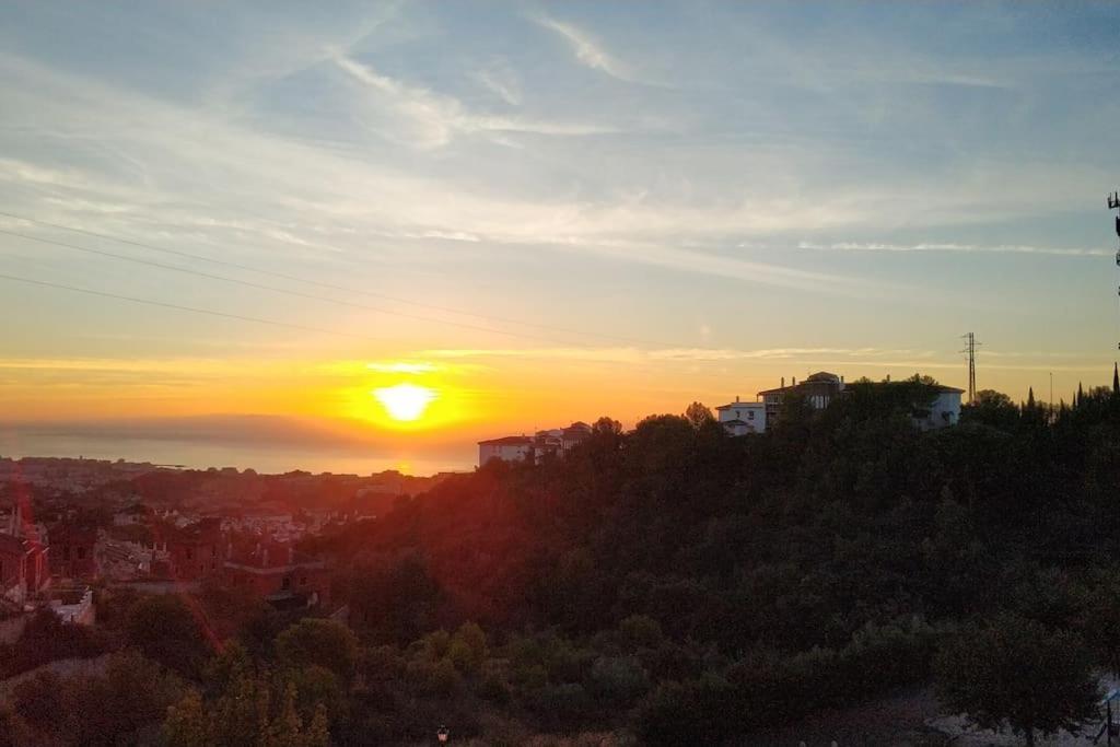 Chill Out Place For 4 In Benalmadena Pueblo Bagian luar foto